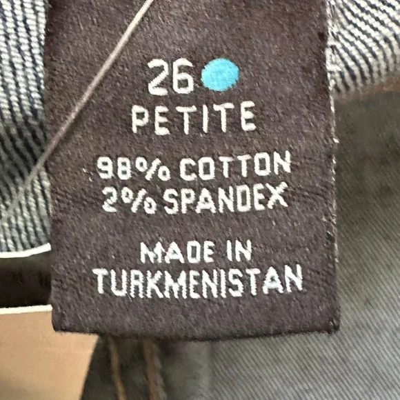 LANE BRYANT Distinctly Bootcut stretch jeans sz 26 Petite - 29” inseam - NWT! - Picture 9 of 9